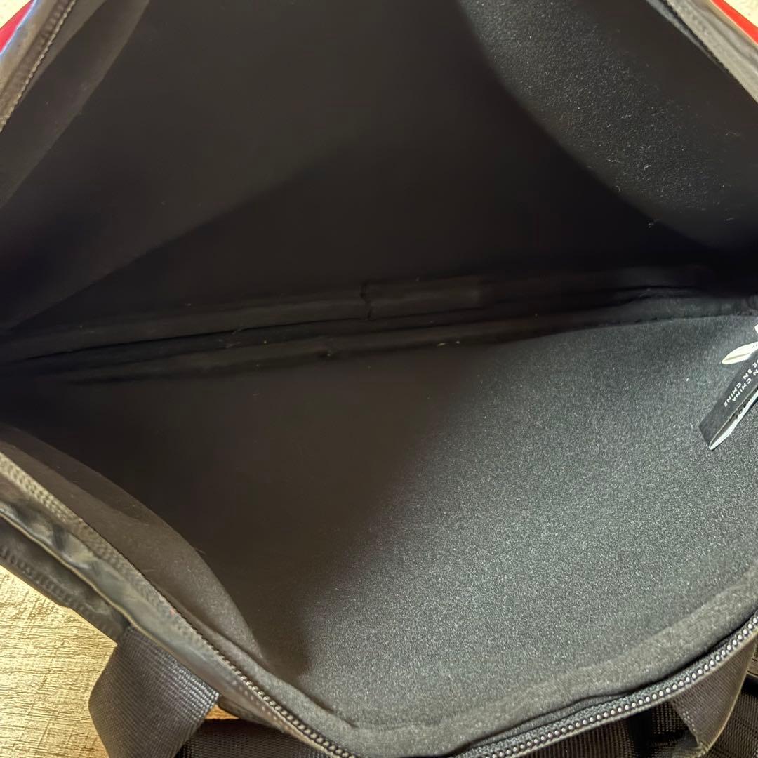 美品 MARC JACOBS フラワーデザイン PCバッグ A4