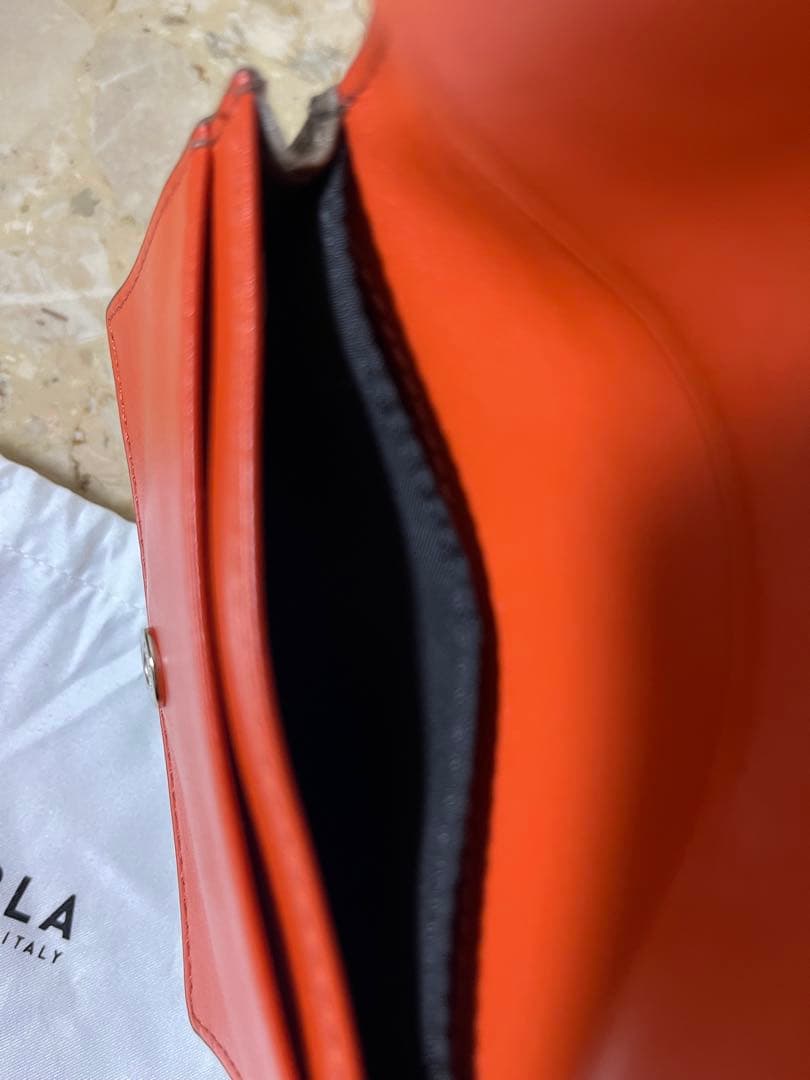 【美品】❤️FURLA レザー 名刺入れ　カードケース
