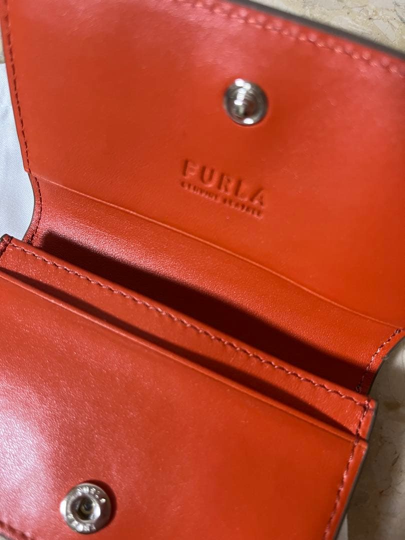 【美品】❤️FURLA レザー 名刺入れ　カードケース