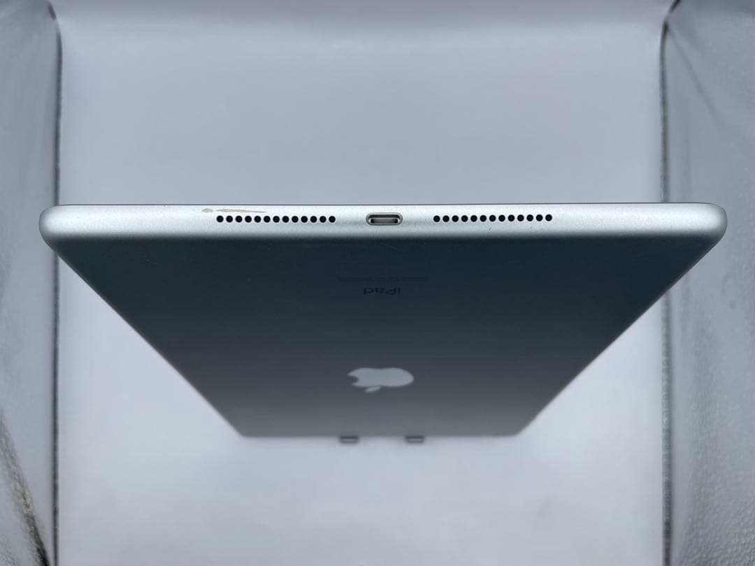 r*o様 iPad 7世代 32GB バッテリー94%