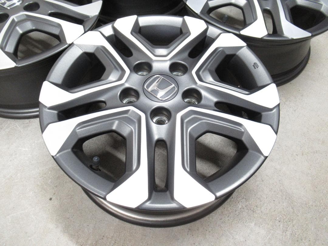 GB フリードクロスター アルミホイール　5.5J　PCD 114.3　フリード