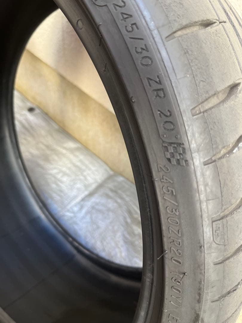 245/30ZR20 Michelin pilot sport4S 2023製