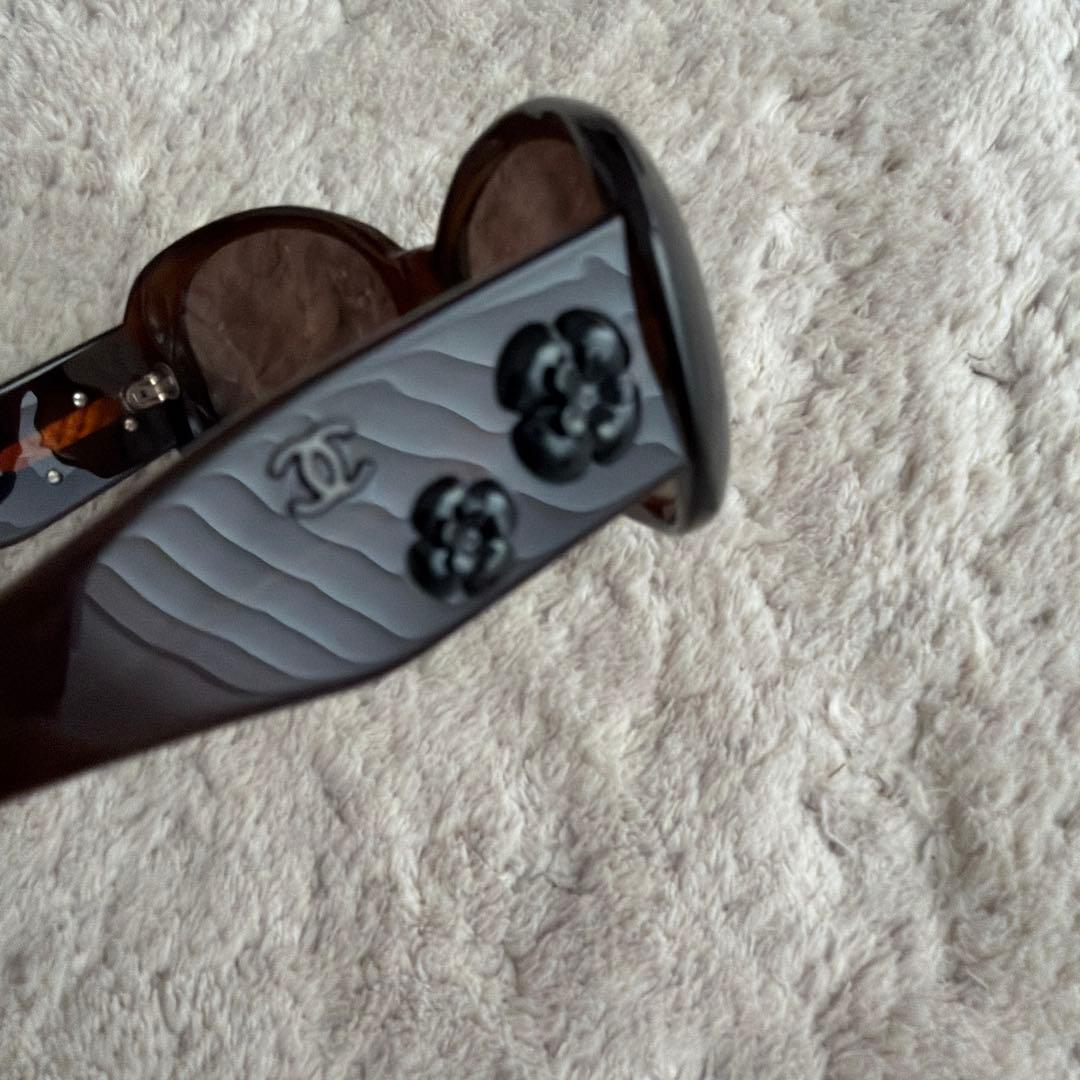 CHANEL シャネルサングラス ケース付き