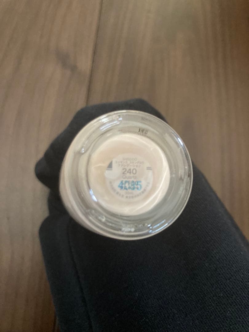 資生堂ESSENCE SKIN GLOW ファンデーション、プライマーセット