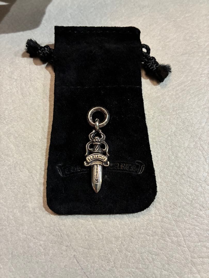 サンボー朝廷　CHROME HEARTS #5ダガー　チャーム