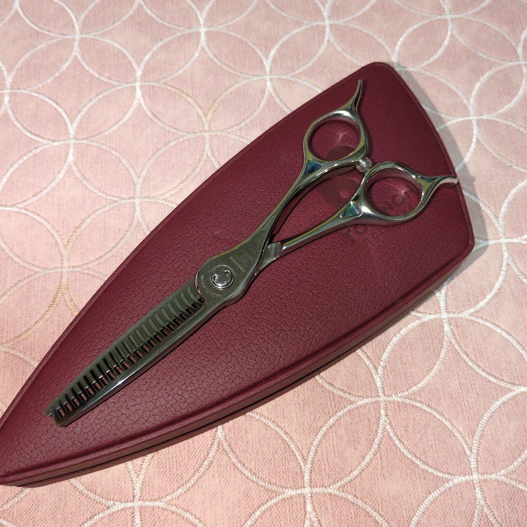 ✨美品✨TOGINON PREMIUM TWIN セニング40%/5.8インチ