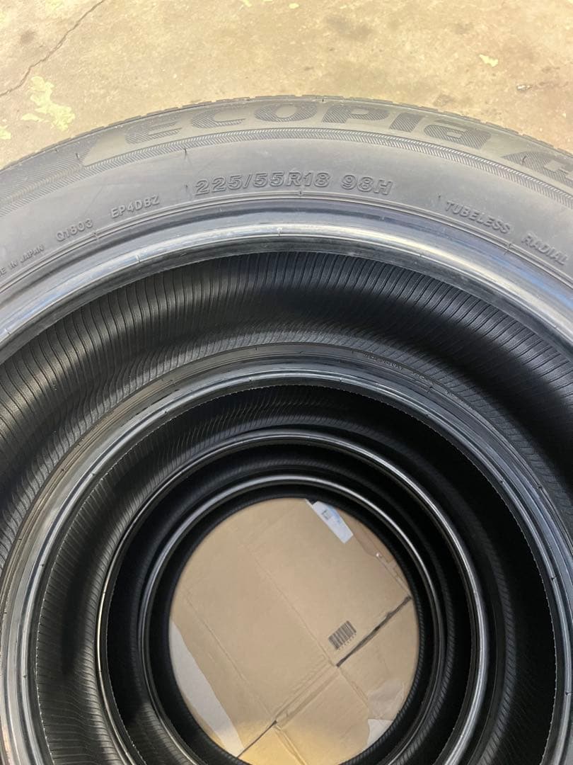 ブリヂストン　エコピア　225/55R18 2025年製　 　極美品