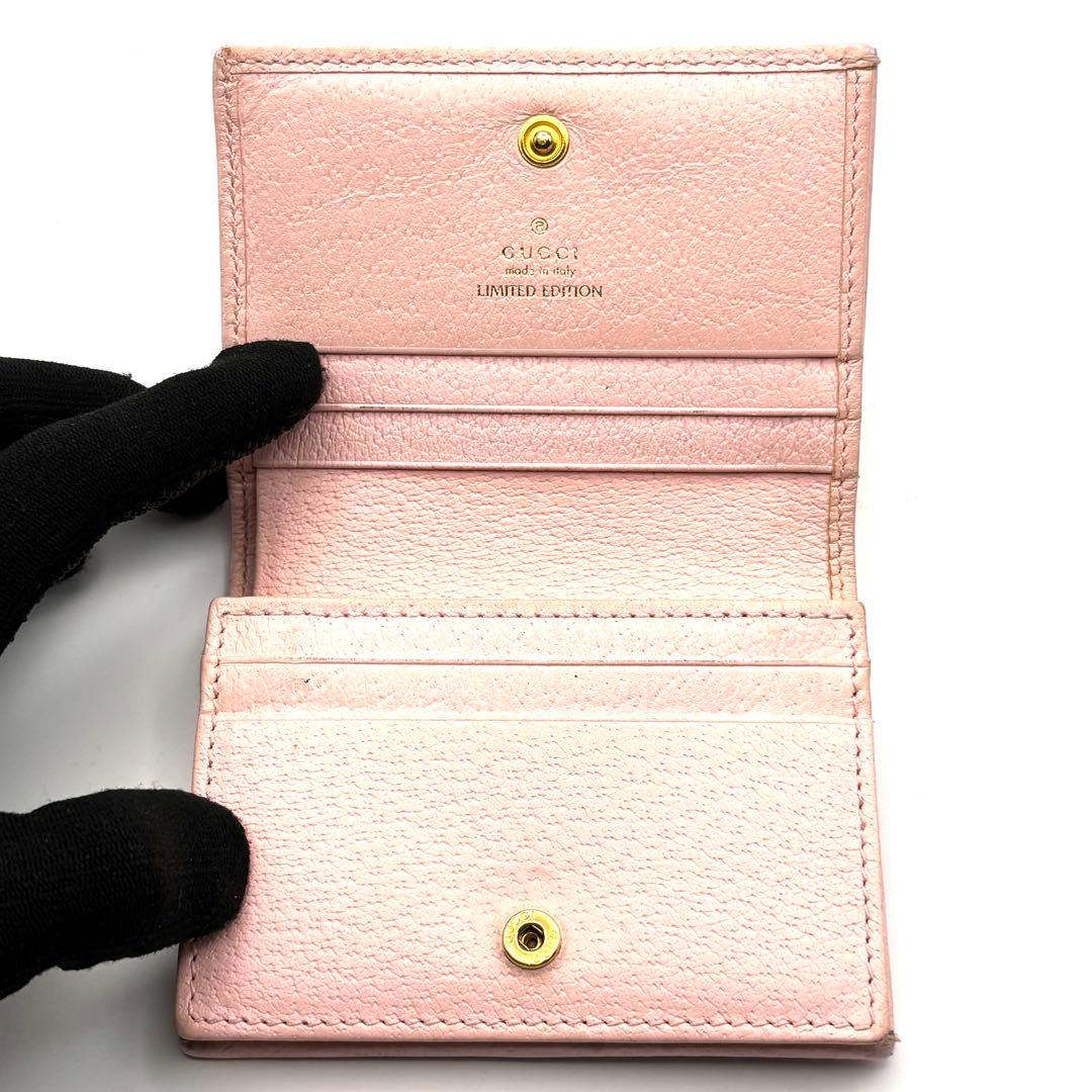 日本限定 グッチ 折り財布 フローラ 花 マーモント GG 金具 ピンク