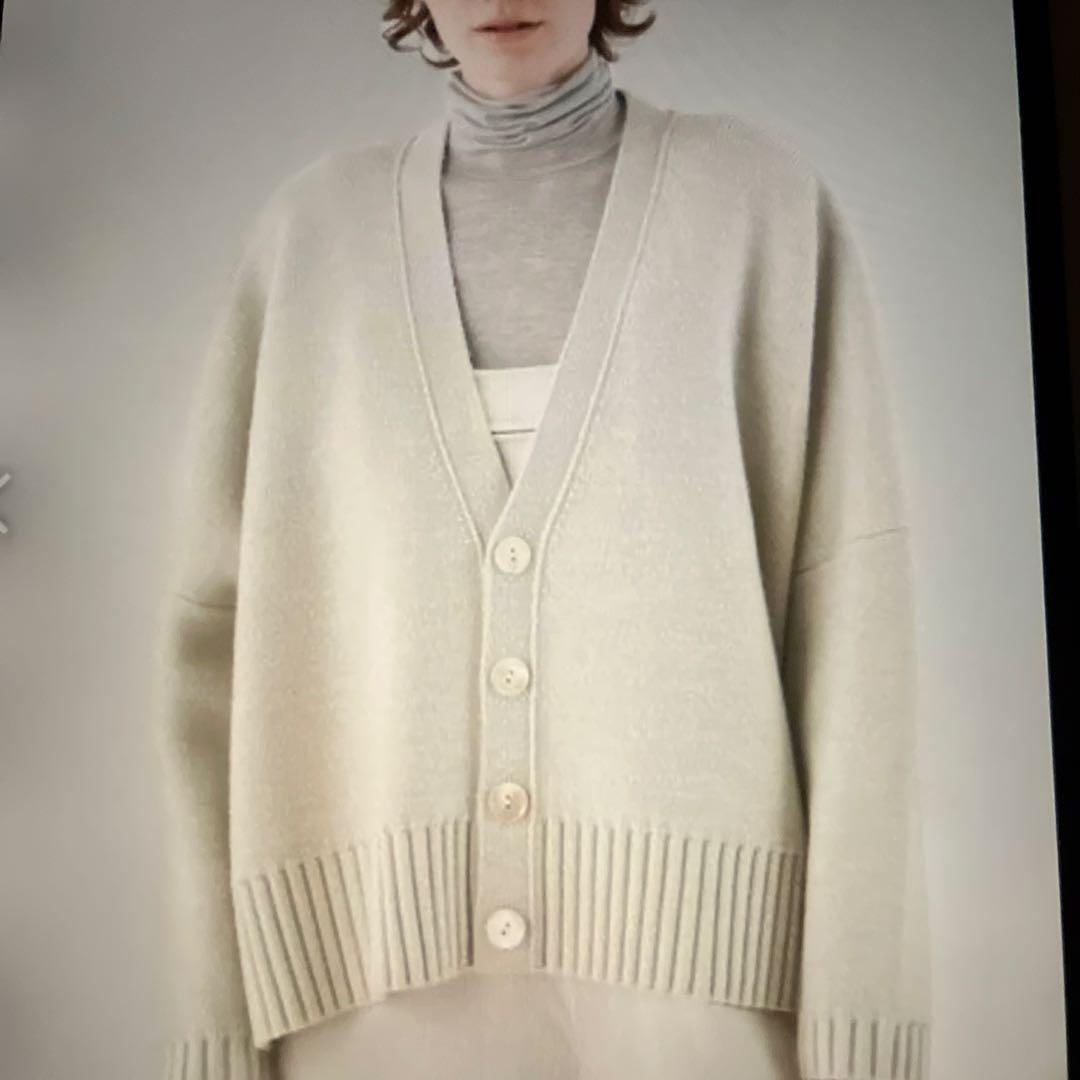 新品GALERIEVIEウーステッドダブルフェイスVネックカーディガン