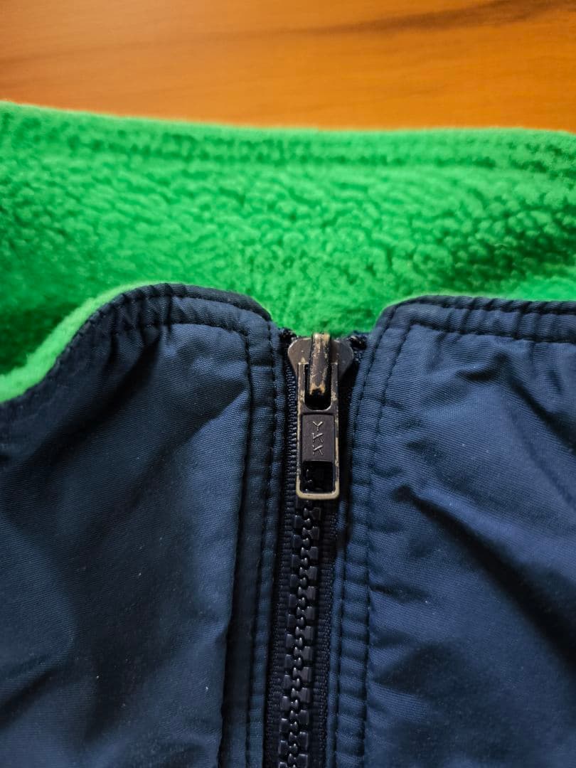 た*き様 Patagonia シェルドシンチラ ネイビー 蛍光グリーン USA