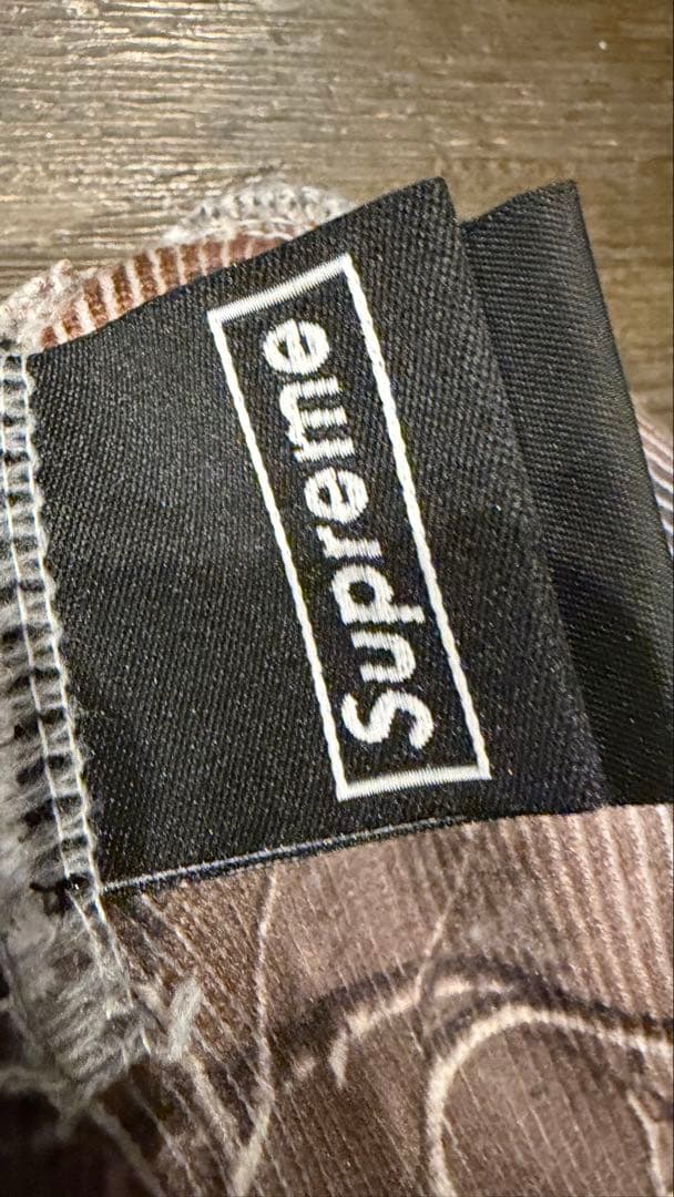 Supreme シュプリーム リアルツリー　ボックスロゴ ニット帽 帽子