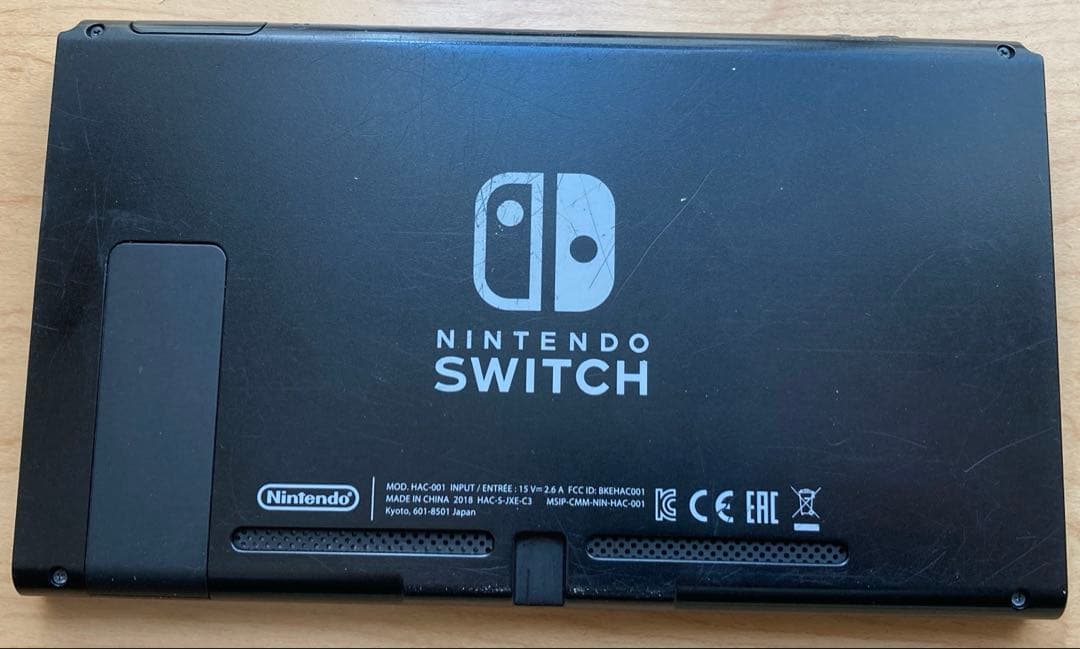 ニンテンドースイッチ　中古品　本体のみ