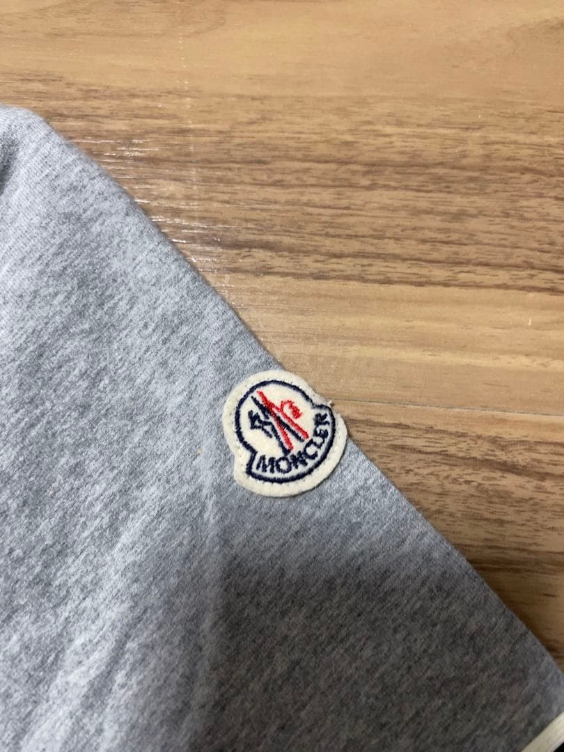 虹子　モンクレール　MONCLER　レディース　Tシャツ　トップス