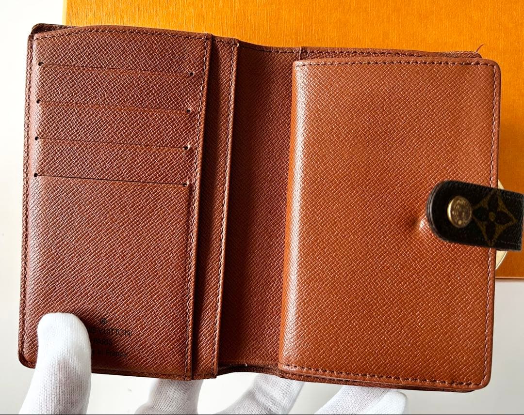 【LOUIS VUITTON】モノグラム　二つ折り財布　がま口