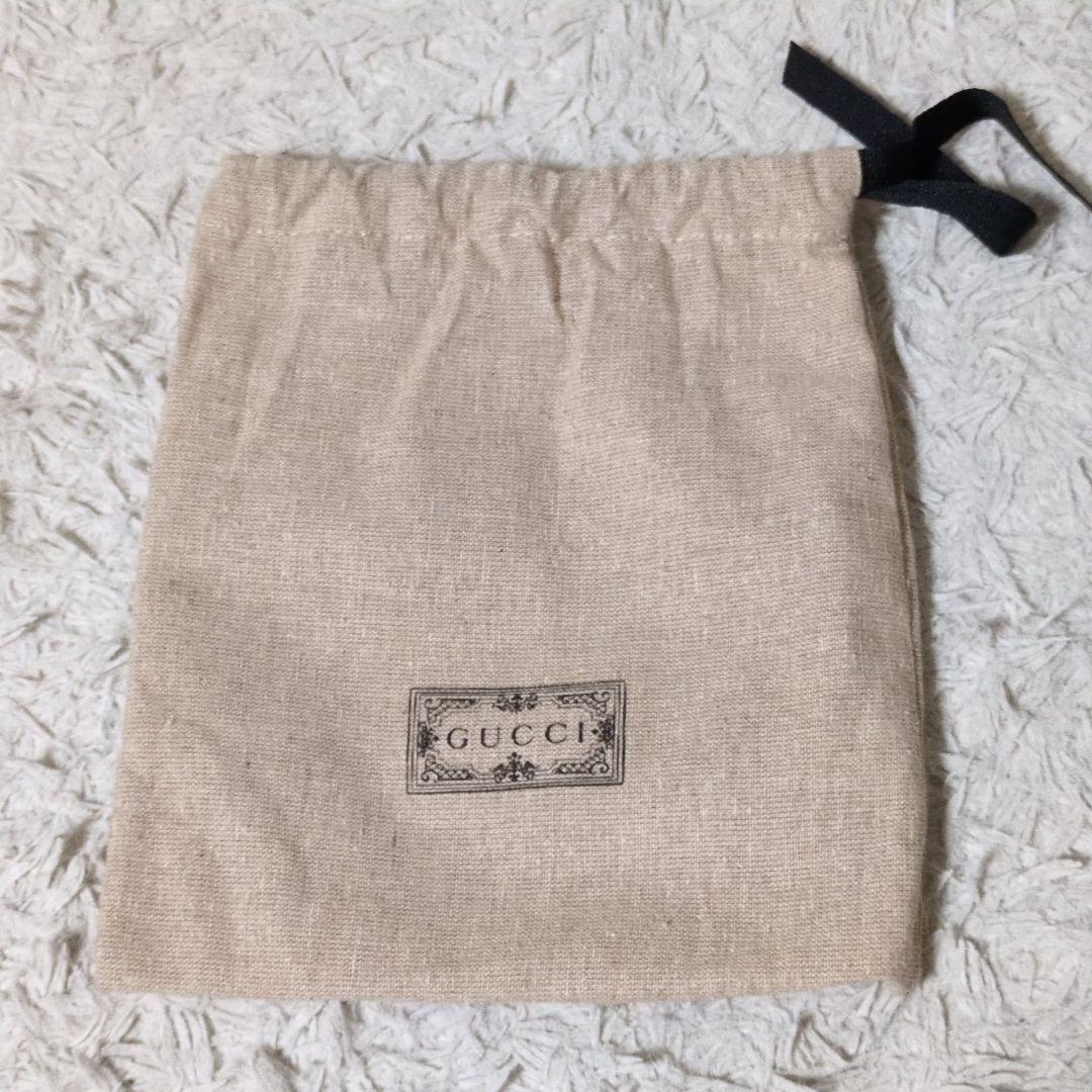 美品 GUCCI キルティング GGマーモント ラムスキンレザー カチューシャ