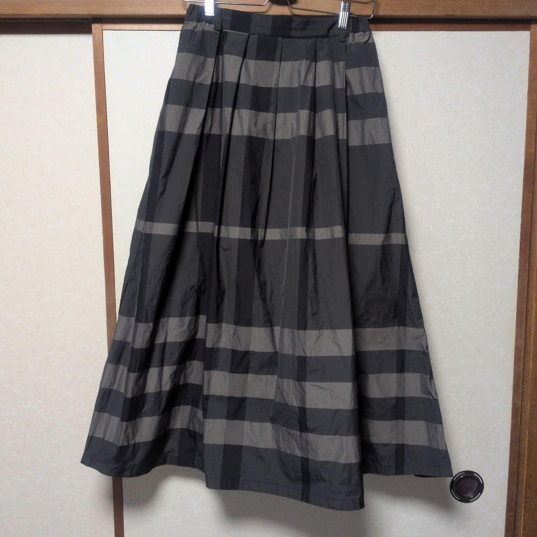ビアズリー　ビッグチェックタフタスカート　グレー系　フレアスカート