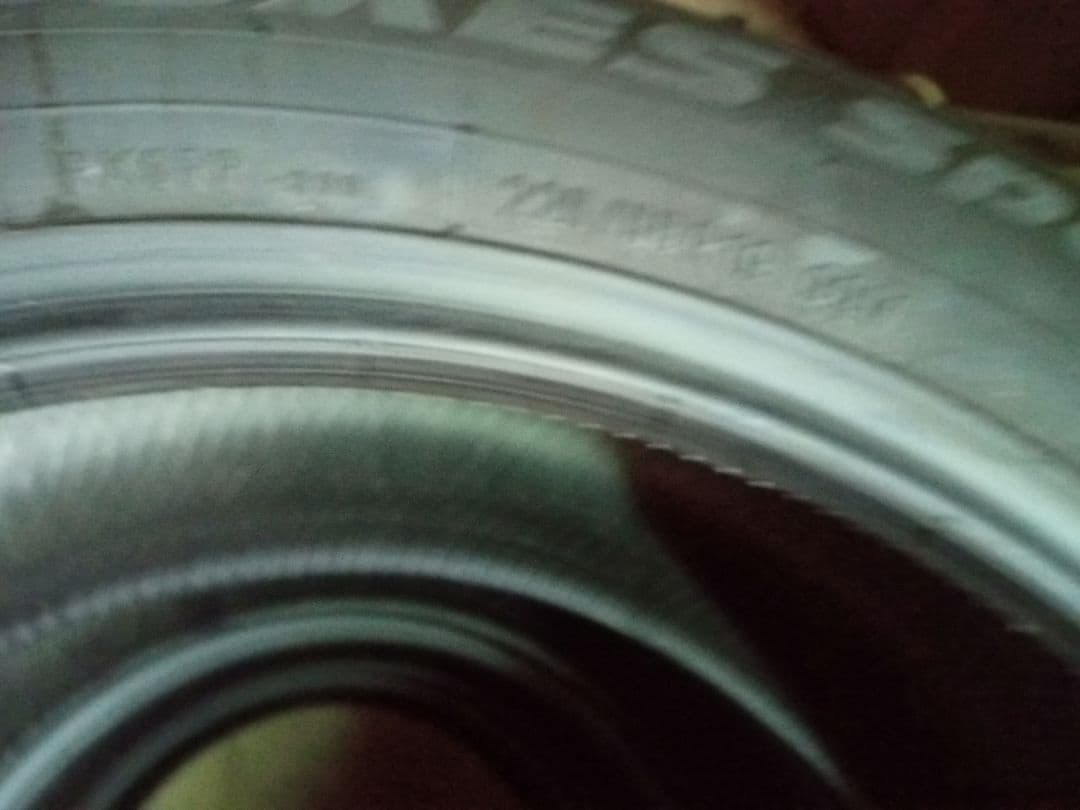 タイヤ225/55R19