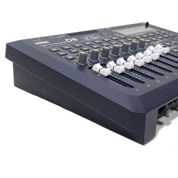 KORG D8 デジタルレコーディングスタジオ