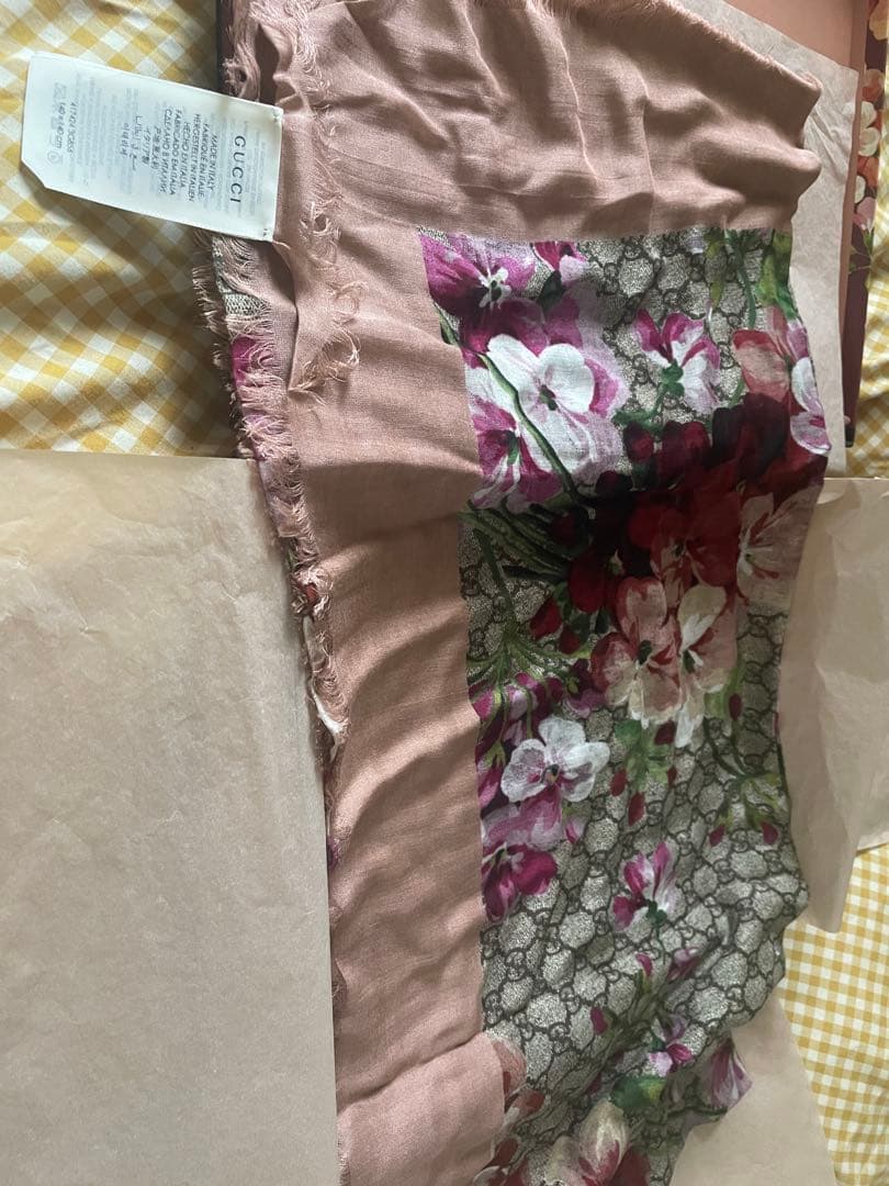 GUCCI 花柄 ストール