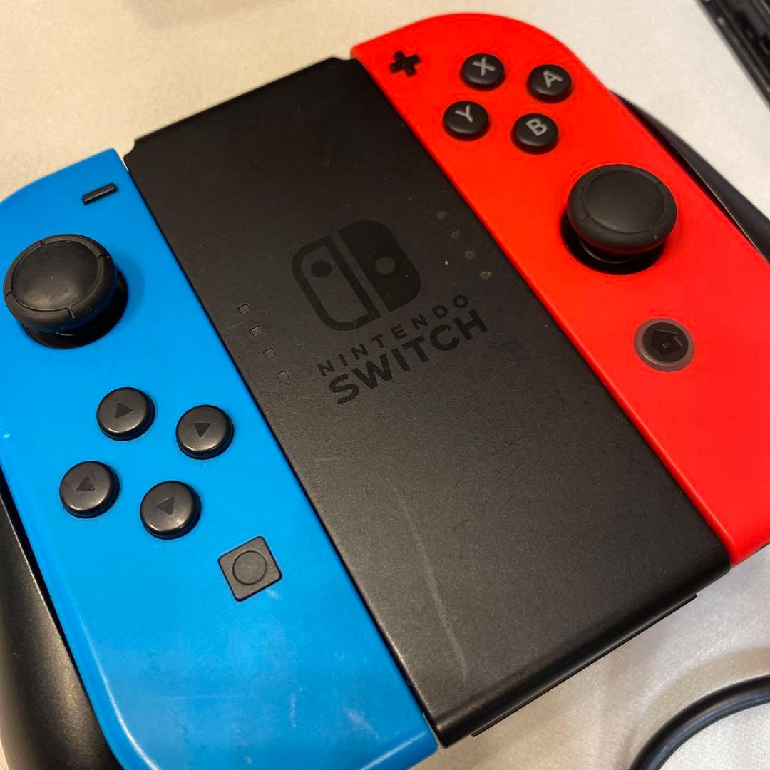 Switch 本体と付属品