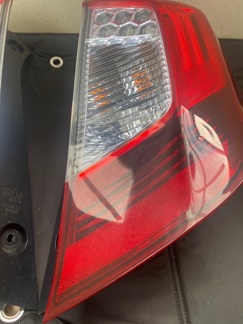 ホンダ フィット GK系 純正 テールランプ 左右セット 美品