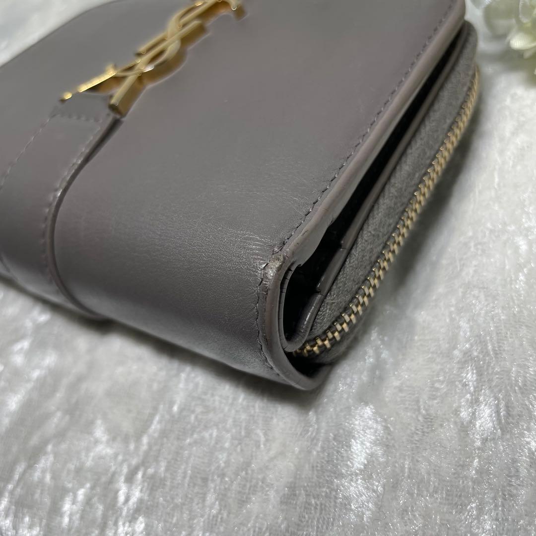 サンローラン 二つ折り財布 ラウンドジップ カサンドラ グレー YSL