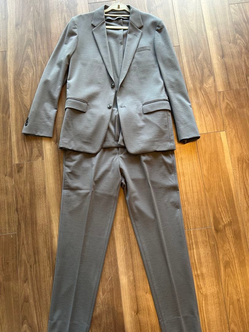 ★セール中 / 元値4.5万円★TOMORROWLAND グレー スーツ