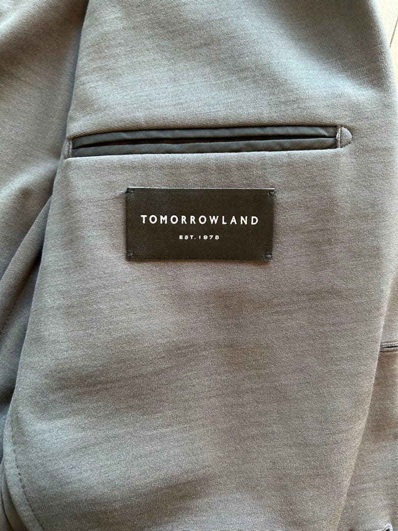 ★セール中 / 元値4.5万円★TOMORROWLAND グレー スーツ