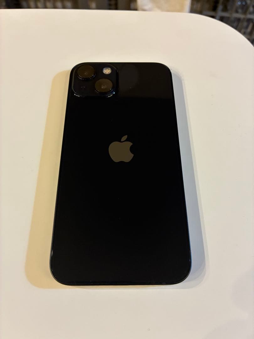 中古美品 iPhone13 128GB ミッドナイト