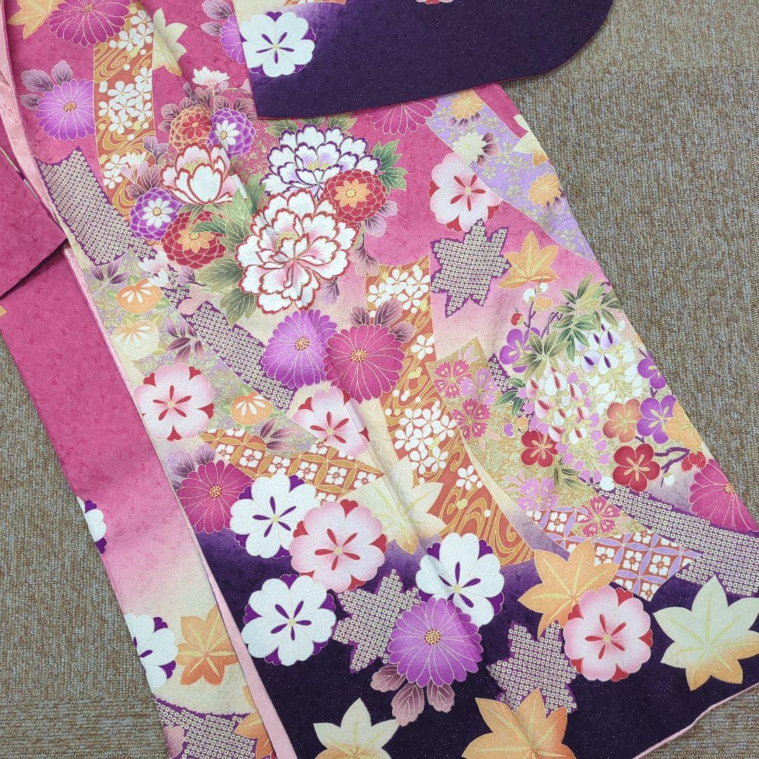 振袖 ピンクと紫の花柄　Lサイズ