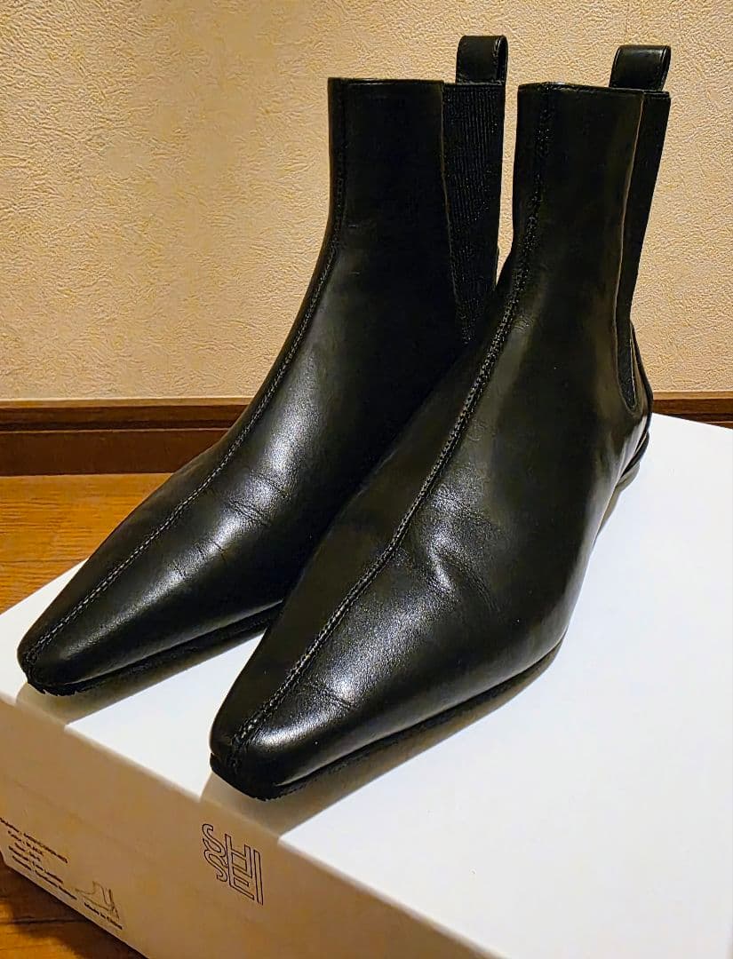 即発送可美品シーセイチゼルトゥアンクルブーツ23.5黒ブラックシセイSHISEI