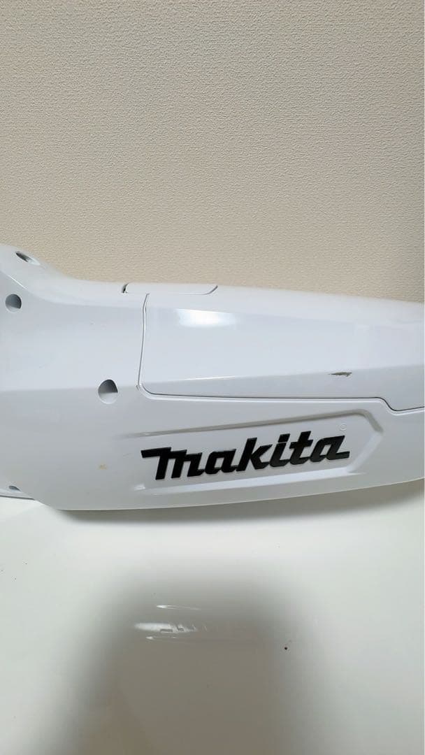 【CL107FD 】Makita スティッククリーナー 本体 ホワイト