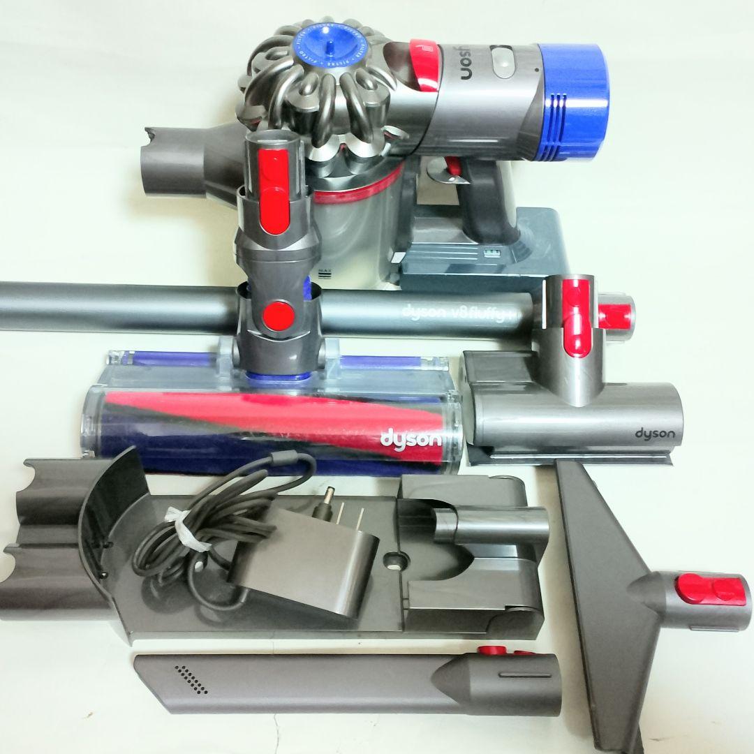 Dyson　V8 fluffy+　サイクロンクリーナー