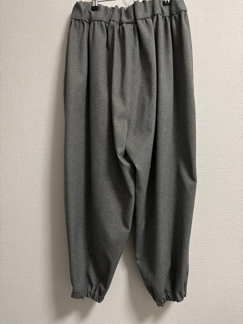 ノーコントロールエアバルーンパンツ
