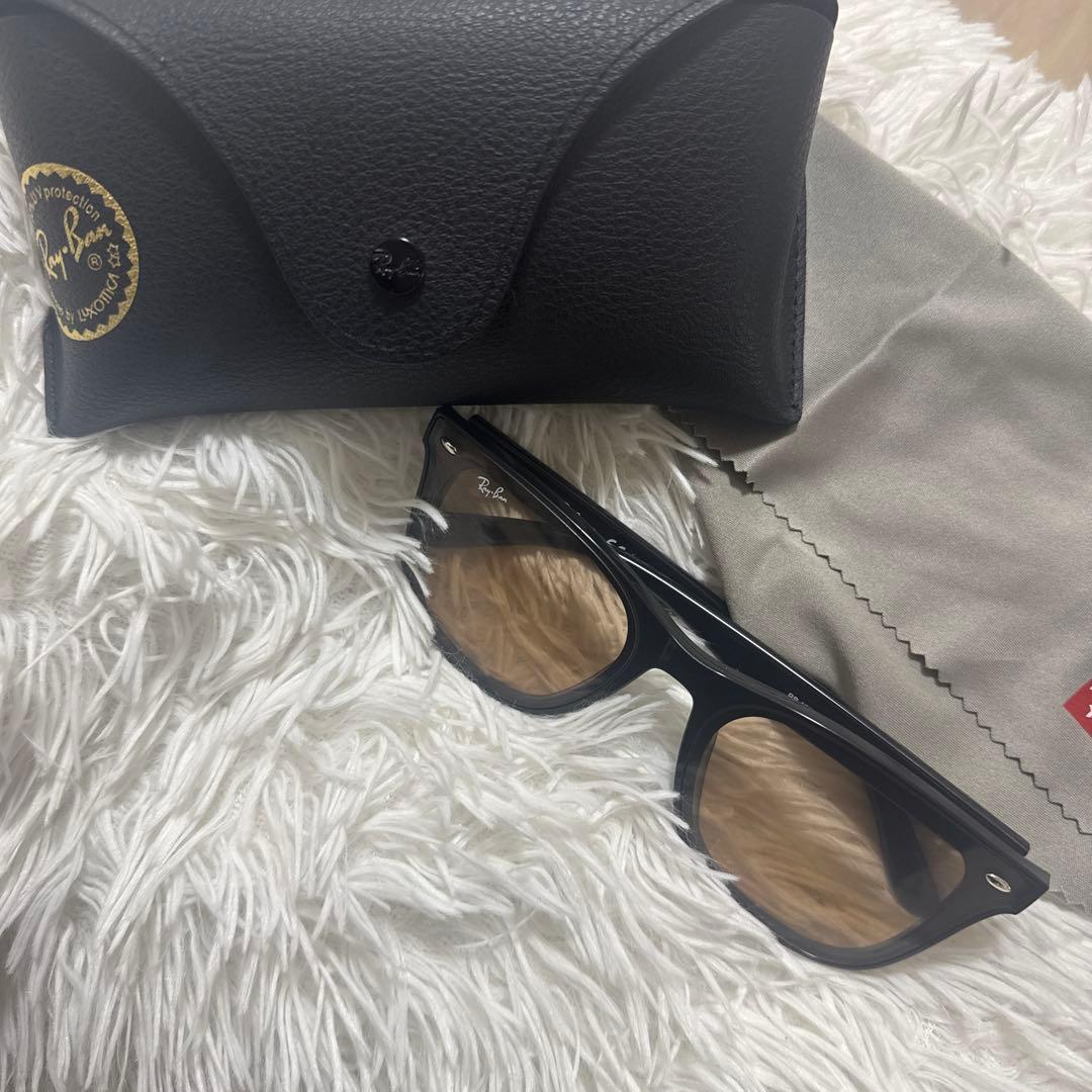 Ray-Ban ブラックフレーム サングラス