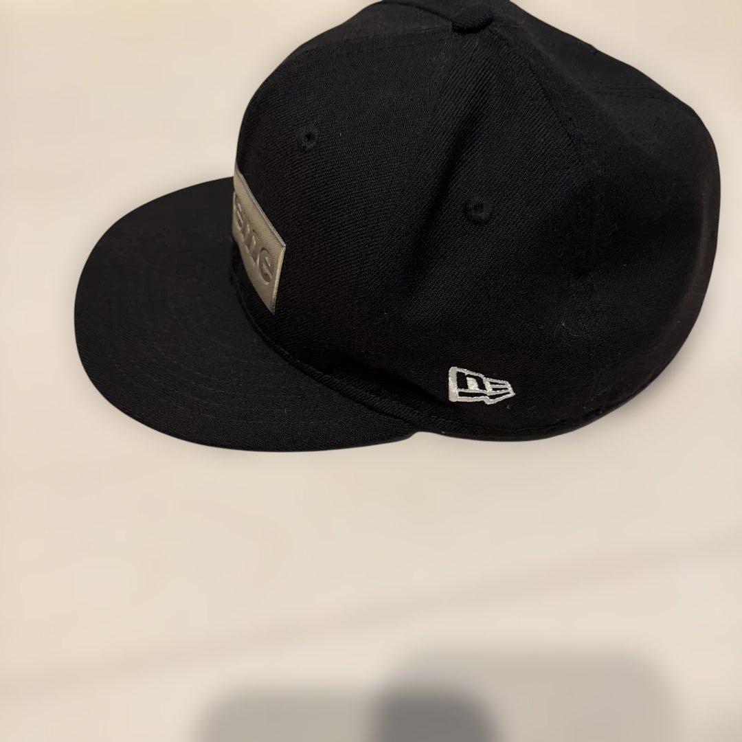 希少 supreme llic Box Logo New Era Cap
