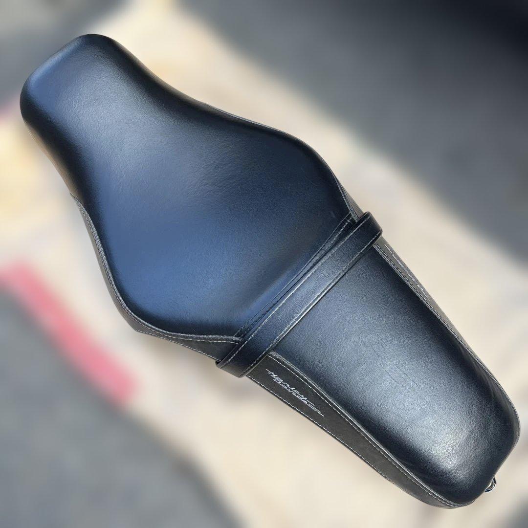 Harley Davidson 純正バッドランダーシート