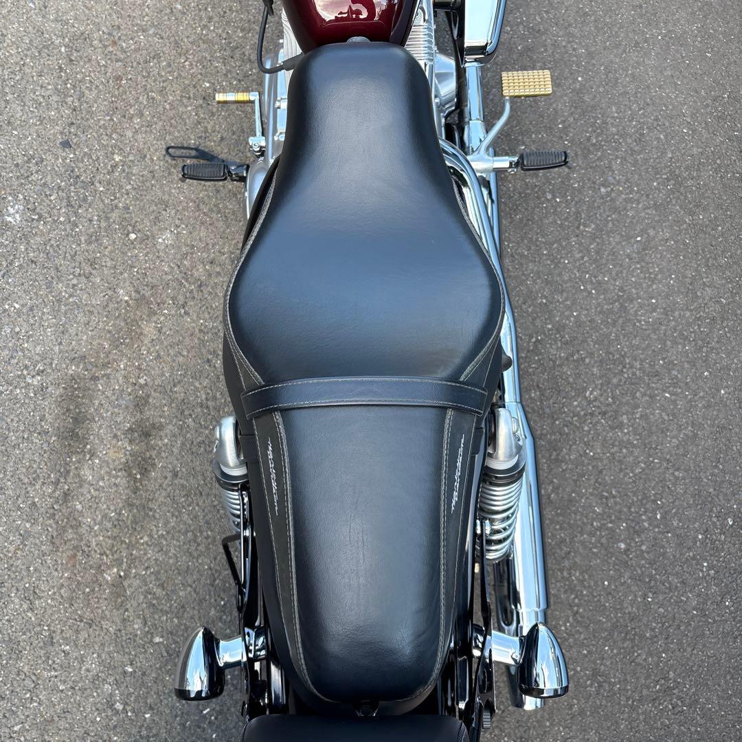 Harley Davidson 純正バッドランダーシート