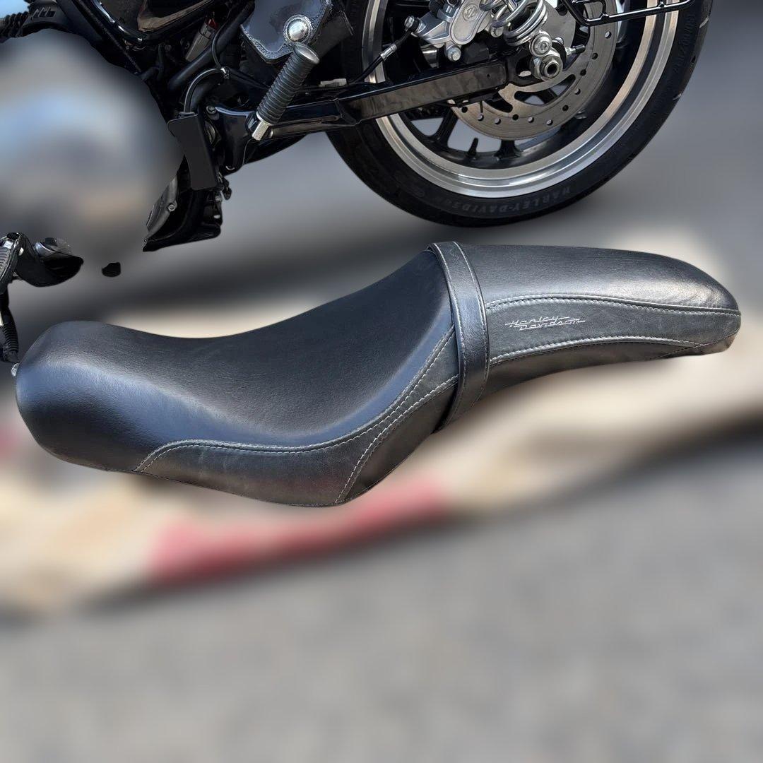 Harley Davidson 純正バッドランダーシート