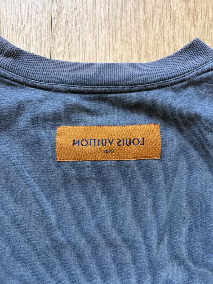 LOUIS VUITTON STAPLES EDITION Tシャツ グレー