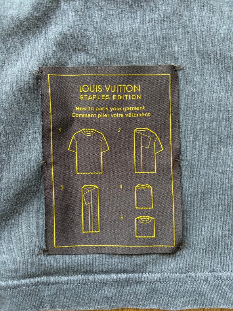 LOUIS VUITTON STAPLES EDITION Tシャツ グレー