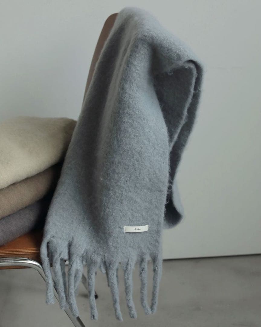 新品　anuke アンヌークSoft Fringe Stole アイスブルー