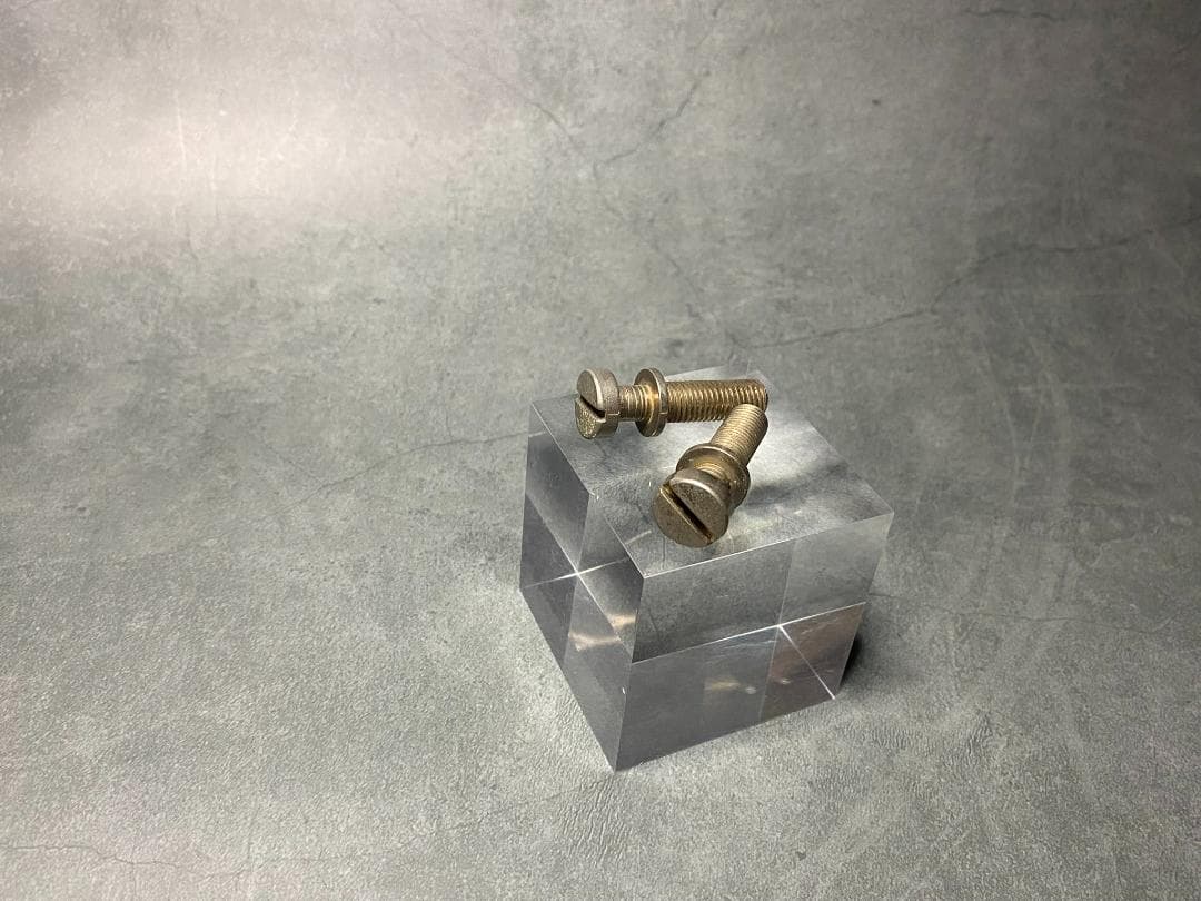 Dmc Tailpiece Studs Aged　テールピース スタッドエイジド