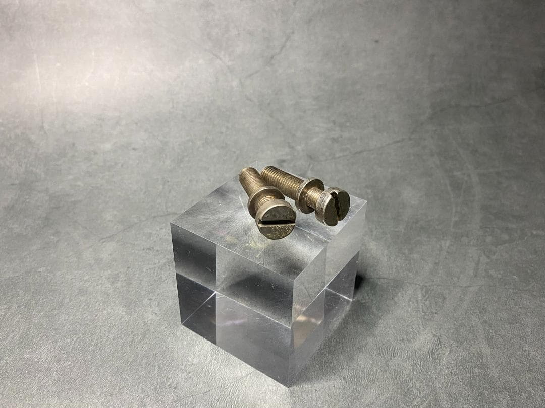 Dmc Tailpiece Studs Aged　テールピース スタッドエイジド