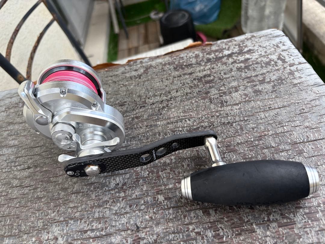 SHIMANO OCEA JIGGER 2000NRHG ジギング