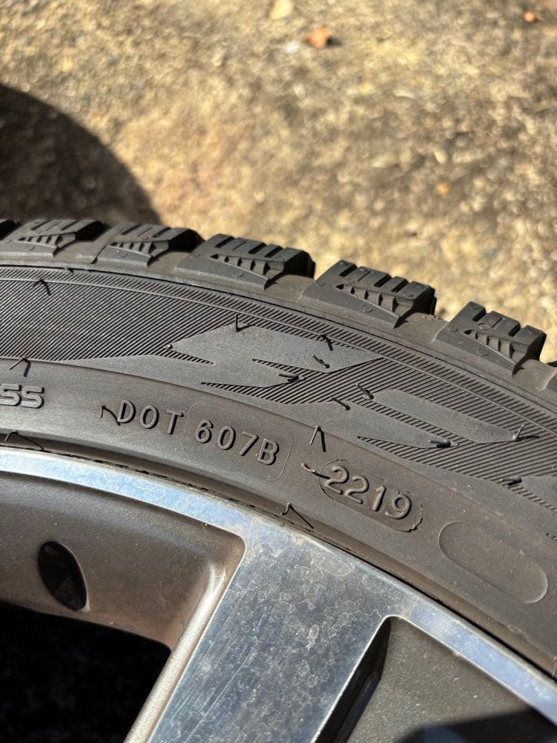 美品　ユーロプレミアムスタッドレスタイヤ付きW213, AMG E43, 53！