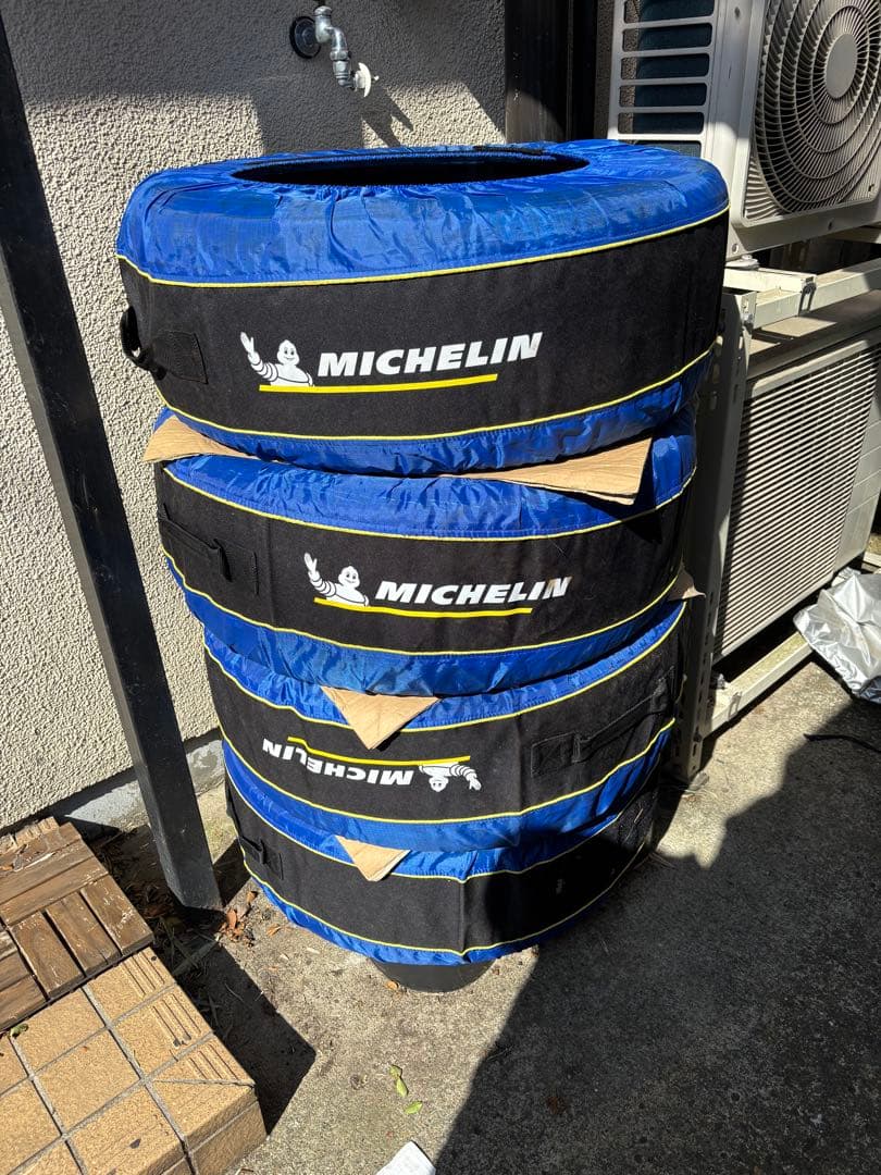 美品　ユーロプレミアムスタッドレスタイヤ付きW213, AMG E43, 53！
