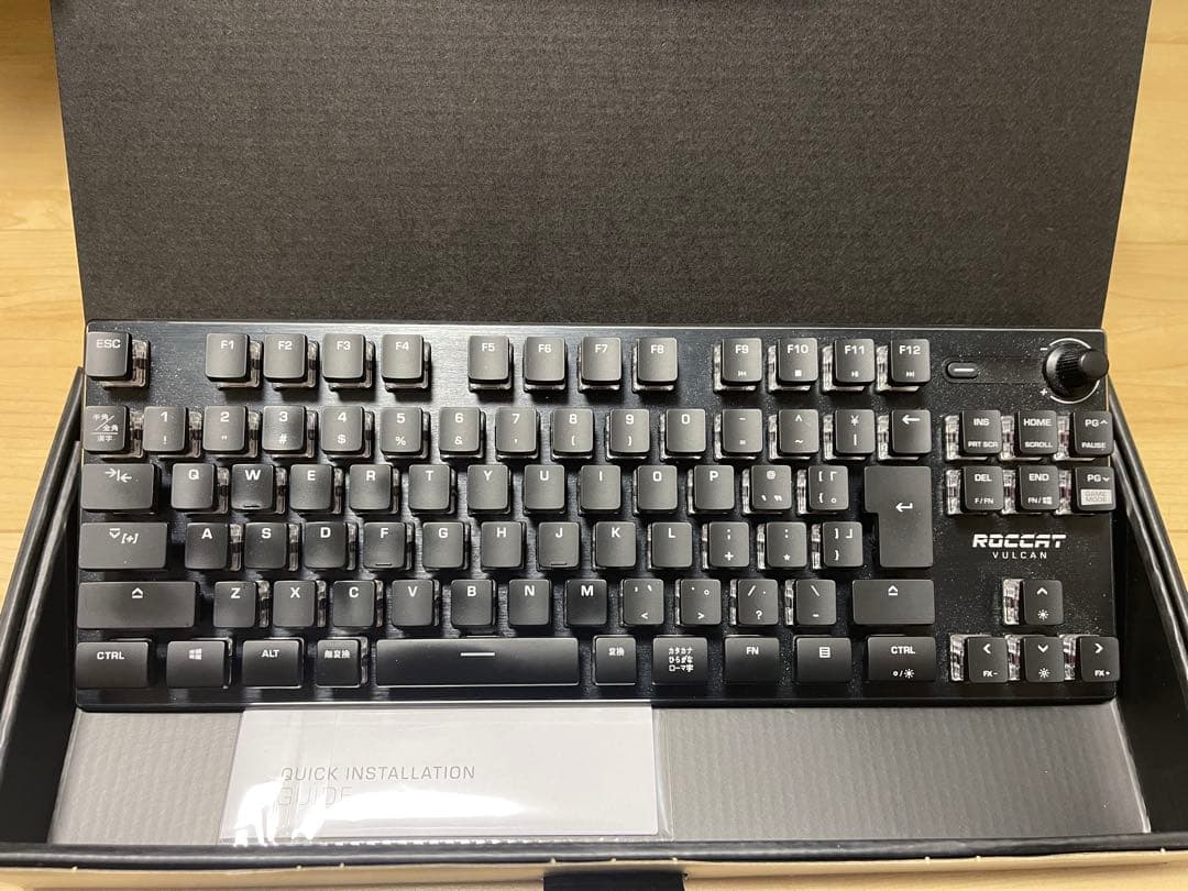 ROCCAT VULCAN TKL RGB キーボード 本体