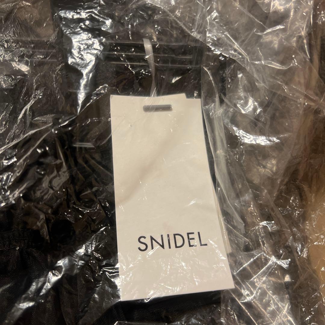 SNIDEL（スナイデル）　チュールボリュームスカート （BLK）