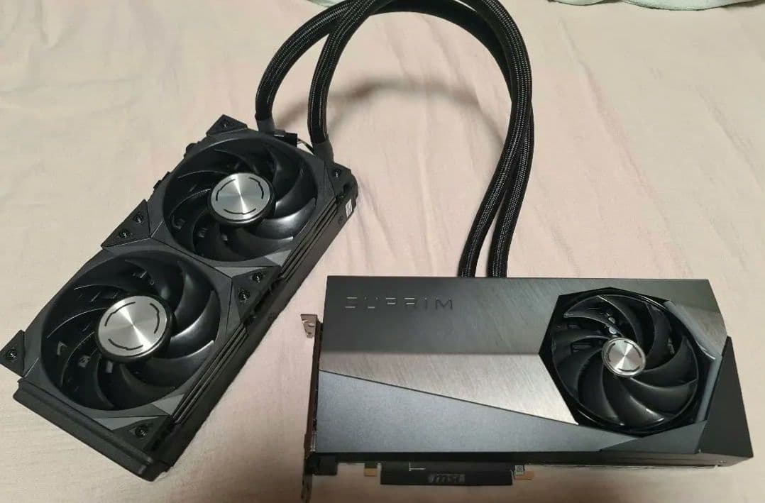 L*h様 【超美品】GeForce RTX 4090 SUPRIM LIQUID